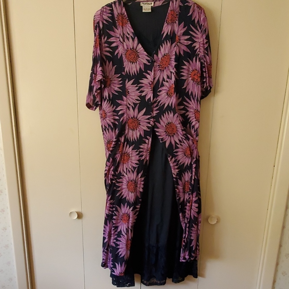 Dress - Picture 2 of 4